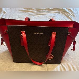 Michael Kors Red and brown tote bag. Excellent condition